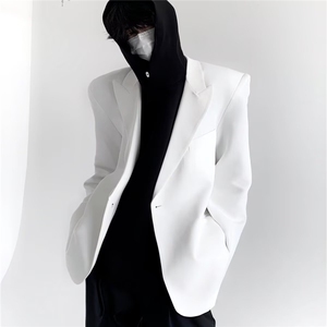 春秋小众极简ins白色西装外套男垂感戗驳领休闲垫肩西服W6612-P55图片