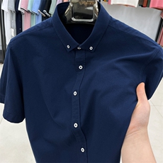 宝蓝色