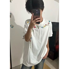 白色