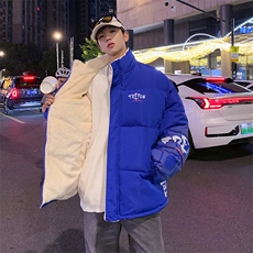 克莱因蓝