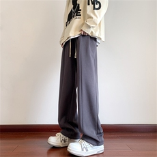 深灰色
