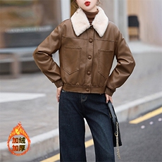 现货海宁f仿真皮皮衣女加绒加厚短款2024冬季新款女士宽松皮外套，女装皮衣，潮流依族