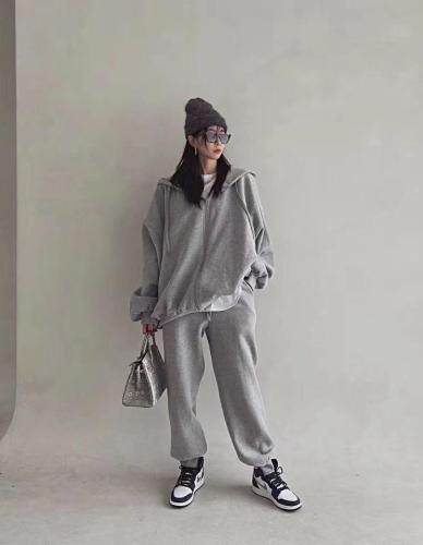 韩卫衣套装，女装卫衣/绒衫，佩瑶的店