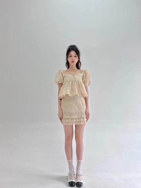 泡泡袖娃娃领套装，女装职业装，HE