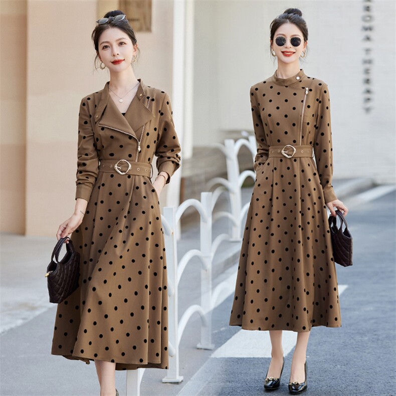 2024秋季新款翻领拉链圆点长裙大摆型连衣裙，女装连衣裙，施恩睿棋