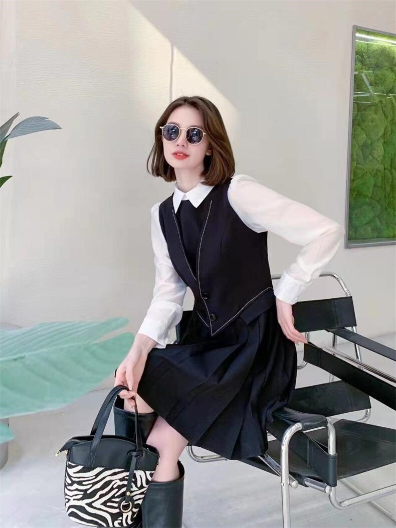 （现货）连衣裙，女装连衣裙，伊娜蕾尔