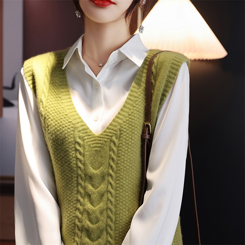 女士毛衣2024新款V领宽松秋冬季马甲外穿，女装马甲，牧雅羊绒