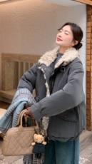 羊羔毛拼接羽绒服90绒2C016-9054-P335-K498，女装羽绒服，2C016