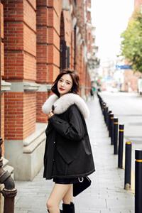 90绒羽绒服图片