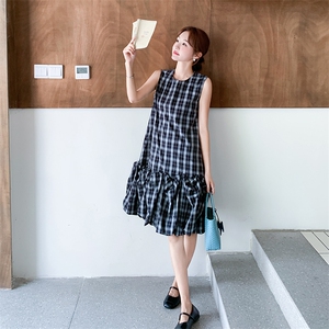 设计感复古格纹无袖背心连衣裙女2025夏季新款法式休闲减龄A字裙图片