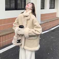 晕染黄色皮毛一体羊羔毛外套女秋冬小个子独特超好看加厚棉服流行，女装皮草，2C110