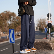 藏青色