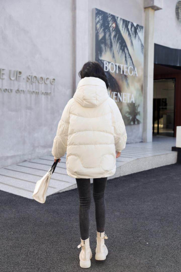 新款羽绒服，女装羽绒服，伊越