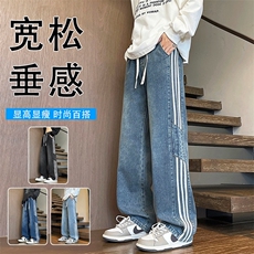 浅蓝色