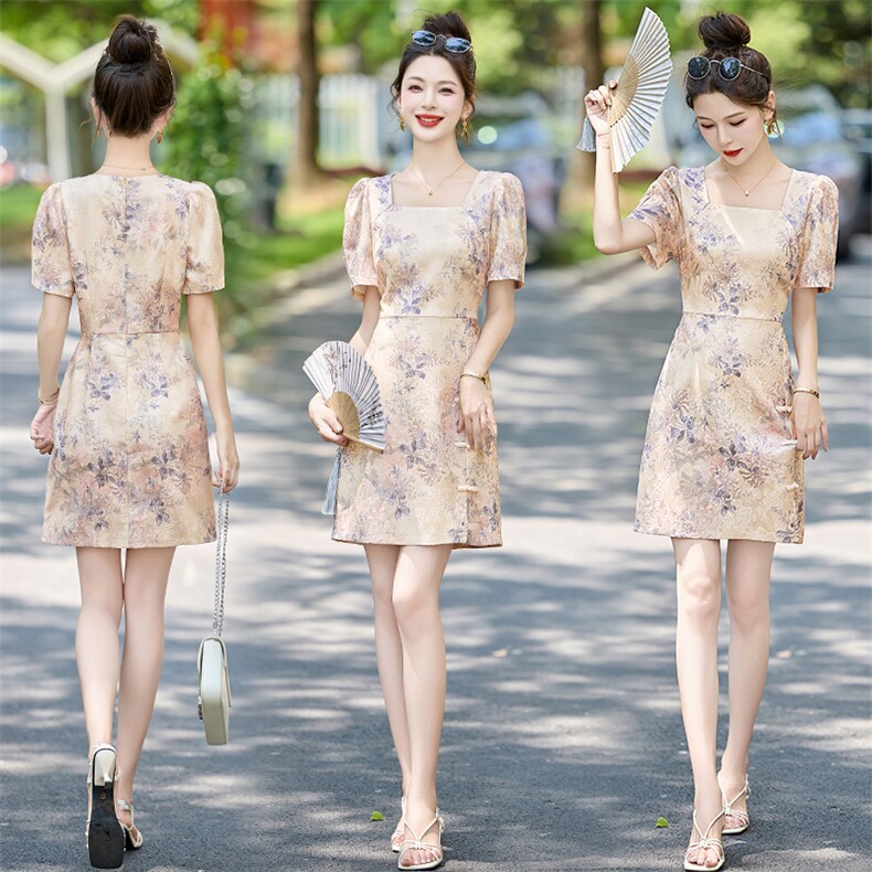 小个子连衣裙女2024新款夏季气质名媛高端精致法式方领碎花裙子,女装连衣裙,众宇琦