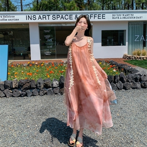 法式浪漫超仙度假风吊带连衣裙女2026夏季粉色223-1355P140K198，女装连衣裙，莘蕾