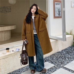 深卡其色中长款灯芯绒夹棉大衣 2C167-895-P195-K278图片