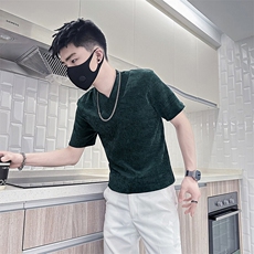 绿色