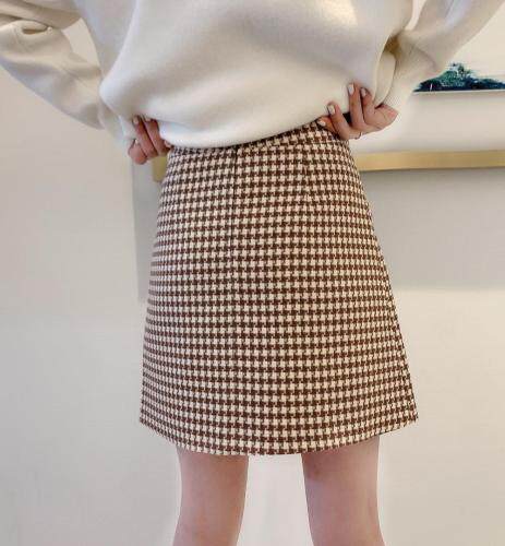 小千鸟格夏季新款短裙，女装，秀禾