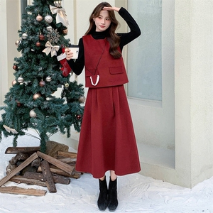 2026年春季法式时尚潮流舒适洋气带高级感磨毛呢马甲三件套裙，女装套装/套裙，超帛