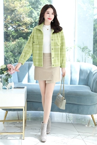 2022春秋季女款小清新设计时尚保暖长袖短款,女装毛呢外套,臻衣坊