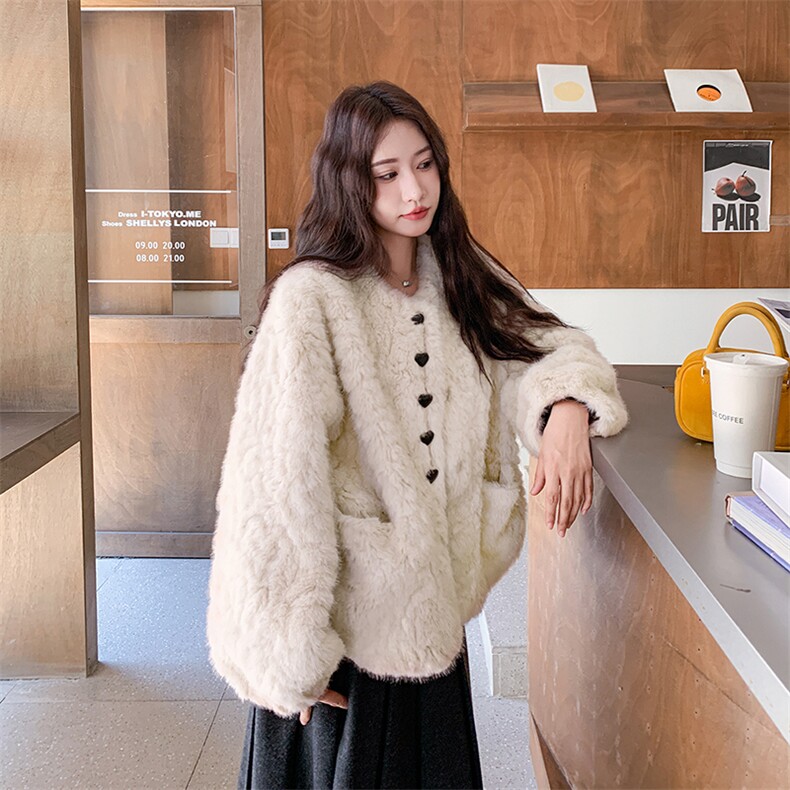 现货主推2025新款皮毛一体环保皮草减龄大衣冬1535-P175K268，女装皮草，莘蕾