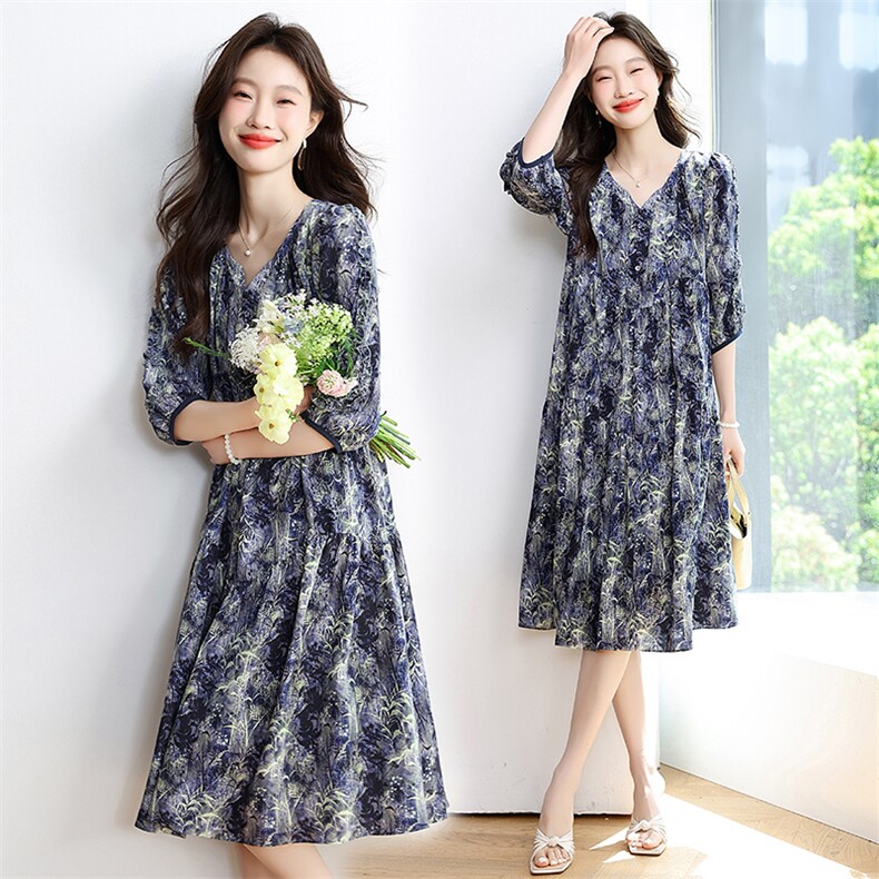 宽松大码连衣裙女春夏季2025新款气质显瘦减龄遮肚中长款a字裙子，女装连衣裙，星宇服饰