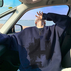 藏青色