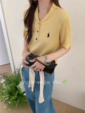 2026年夏季女士小马刺绣针织小麻花翻领短袖，女装T恤，臻纶羊绒