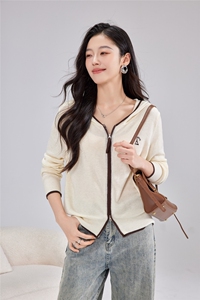 2025年秋季通勤长袖时尚百搭通勤简约休闲开衫外套，女装针织衫/毛衣，雅之冉羊绒