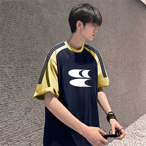 抖音得物品质二开240克宽松纯棉美式潮牌插肩三杠织带短袖T恤图片