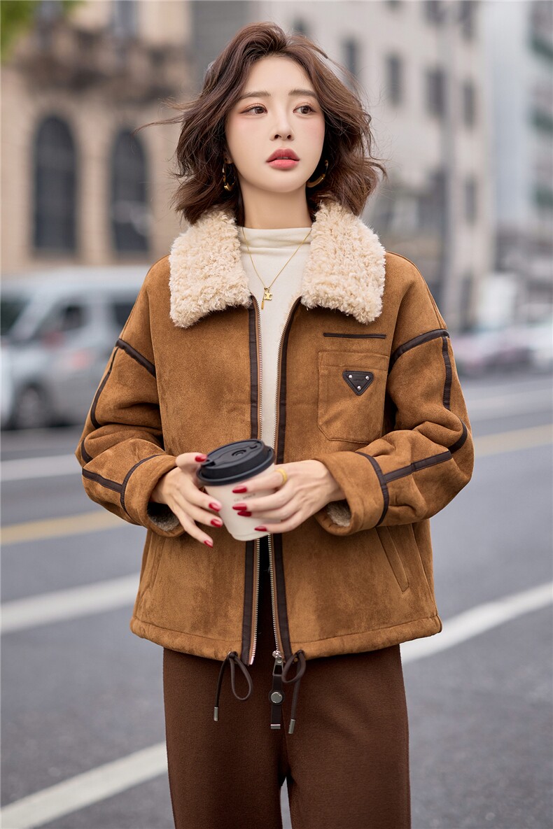 9109时尚麂皮绒皮毛一体外套,女装羊羔毛/颗粒绒,依路服饰