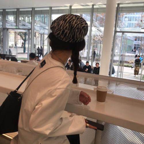 百搭白T面料舒适柔软，女装，Queena PHoebe