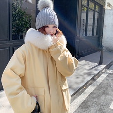 现货韩系鹅黄色大毛领派克服2C282-202P225K348，女装派克服，2C282