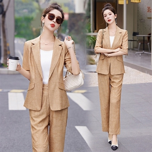 网红洋气西服套装女三件套2024夏季新款气质OL休闲小西装三件套图片