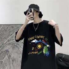 黑色