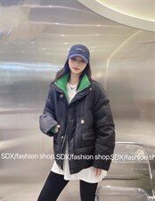 【现货】高品质羽绒服，女装羽绒服，色调轩