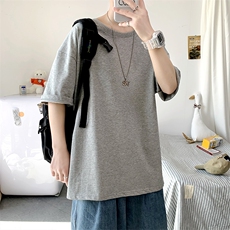 黑灰色
