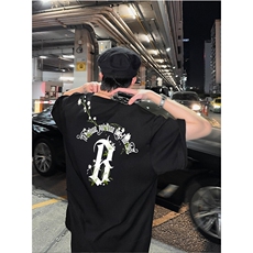 音得物210克现货宽松纯棉美式潮牌印花落肩袖纯棉T恤AT21130，男装T恤，电商A443