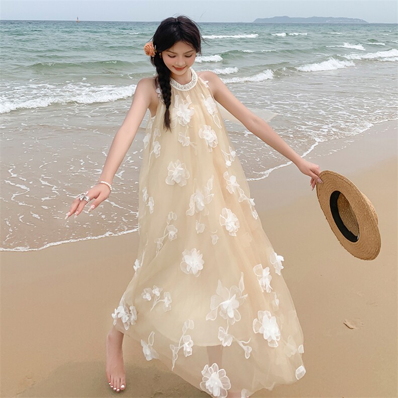 黄色花朵无袖挂脖连衣裙女2025夏季新款海边度假风显瘦仙气长裙子,女装连衣裙,2C159