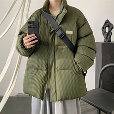 W8210P120控168大皂肌理感新面料宽松休闲棉衣棉服现货，男装棉衣，电商B205