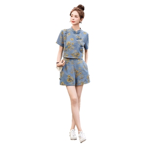 新中式复古盘扣牛仔套装女2025夏季新款小个子印花短裤两件套图片