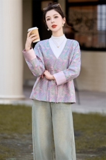 新中式V领提花杨幂同款短外套女2024秋季鎏金溢彩设计感小众上衣，女装短外套，曼琳思菲