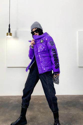 90白鸭绒潮牌羽绒服，女装羽绒服，俊泽.哈妮