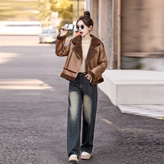 皮毛一体仿羊羔毛鹿皮绒外套女2024冬新款显瘦加厚机车服夹克上衣，女装棉衣/棉服，自然秀