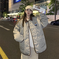 军绿色