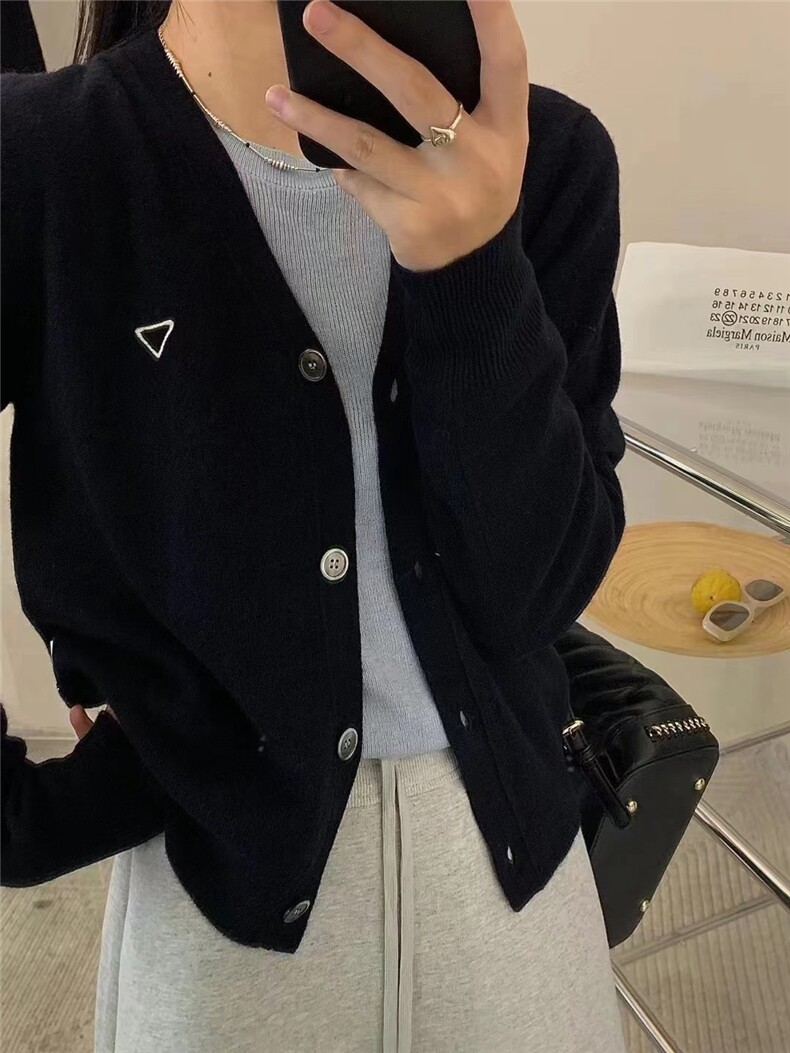 气质简约薄款刺绣针织开衫女春秋宽松V领毛衣外套短款,针织衫/毛衣,半城羊绒