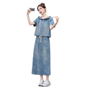 现货牛仔套裙2026年夏季新款女装时尚休闲连帽半裙两件套图片