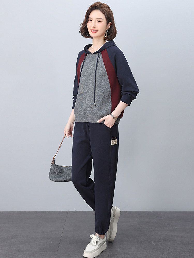 品牌专柜款春装新款韩版大码拼色两件套运动服休闲套装,女装套装/套裙,忆绮罗