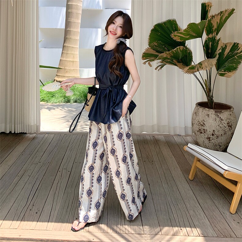 休闲牛仔背心碎花阔腿裤套装女夏2025新款又酷又飒穿搭两件套爆款,女装套装/套裙,2C022